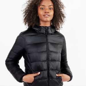 ARITZIA TNA THE LITTLE FUZZY PUFF